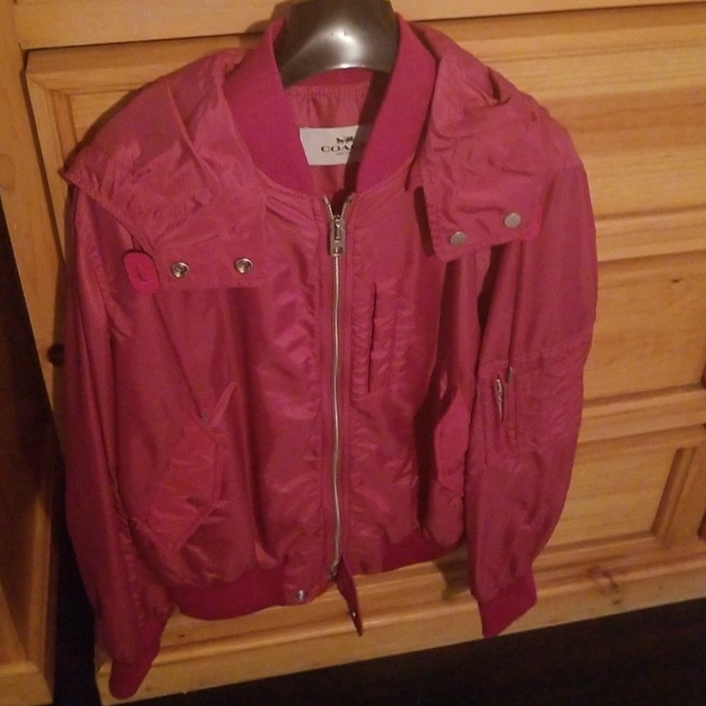 Coach Jacket - Picture 4 of 6